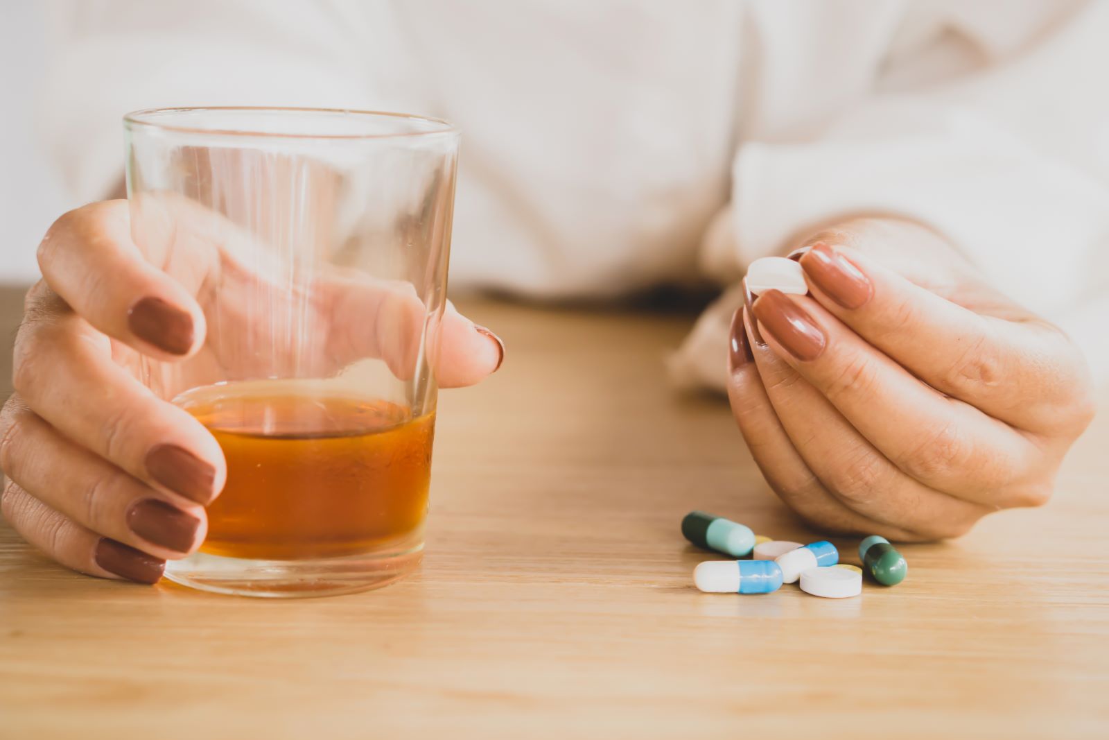 antidepressants and alcohol