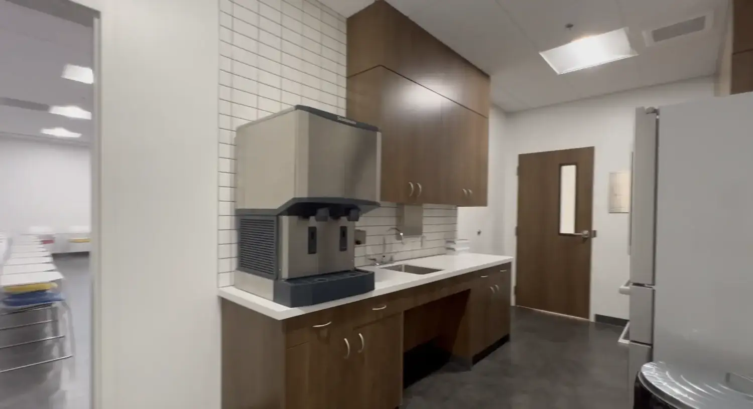 basepoint-academy-arlington-kitchen
