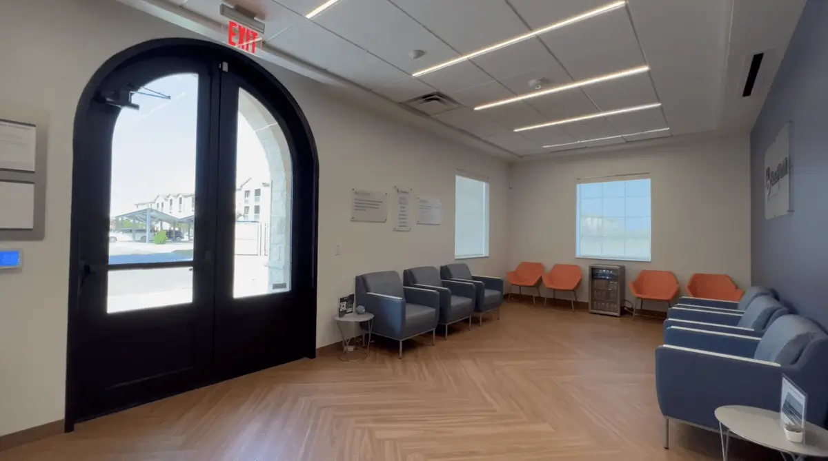 basepoint-academy-mckinney-blue-small-therapy-room-natural-light