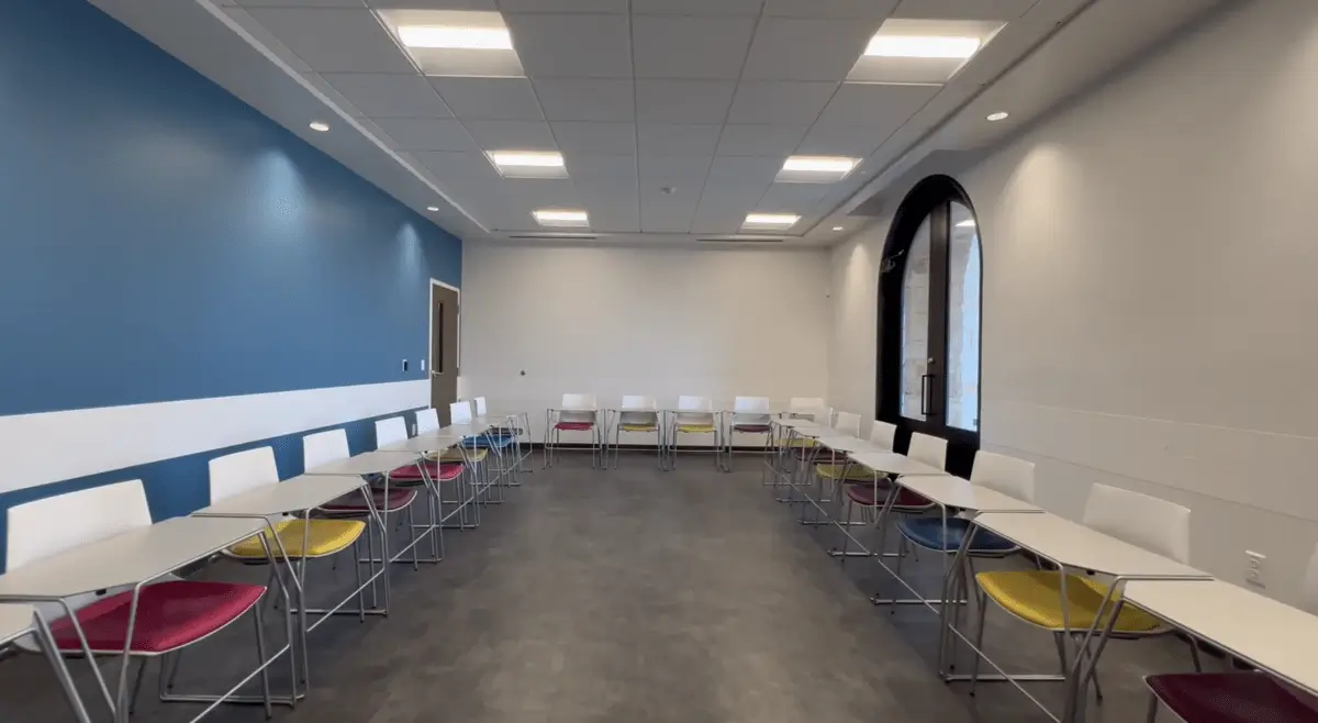 basepoint-academy-mckinney-blue-therapy-room-chairs