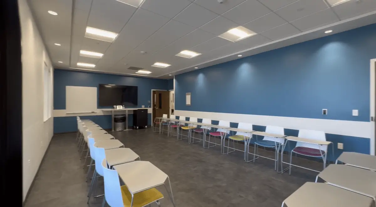 basepoint-academy-mckinney-blue-therapy-room