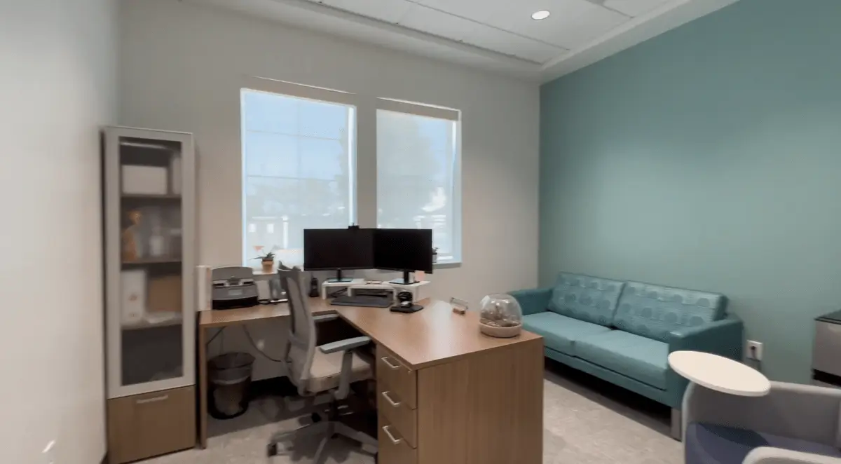 basepoint-academy-mckinney-counseling-room