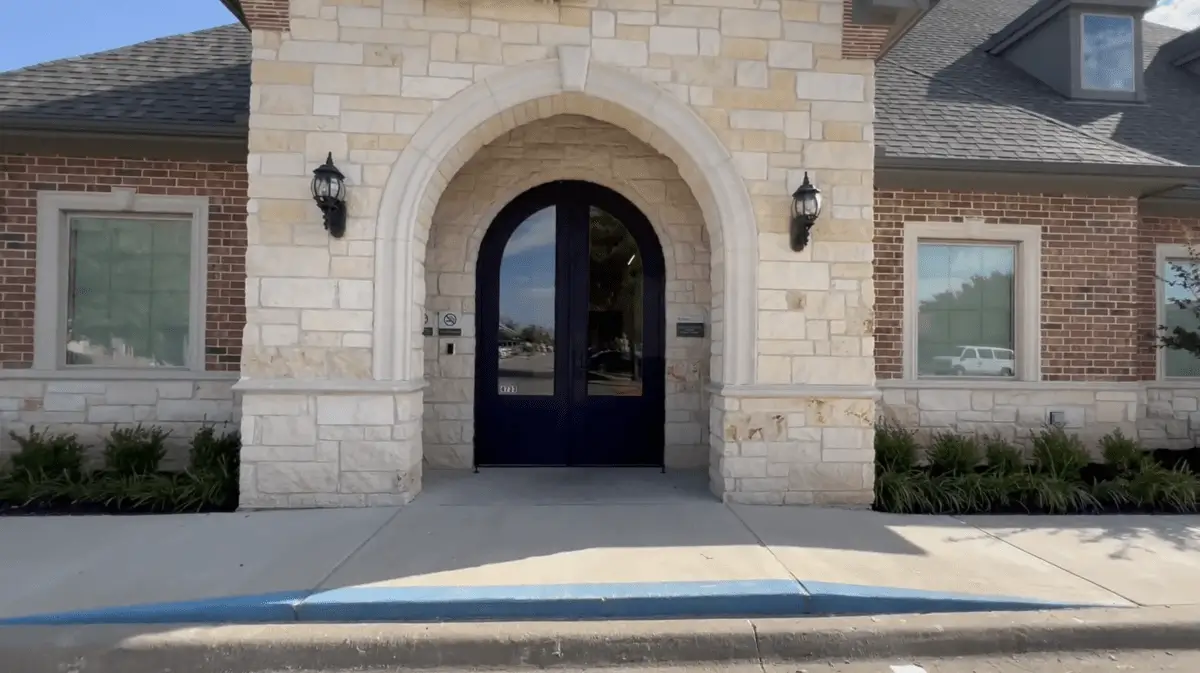 basepoint-academy-mckinney-main-entrance