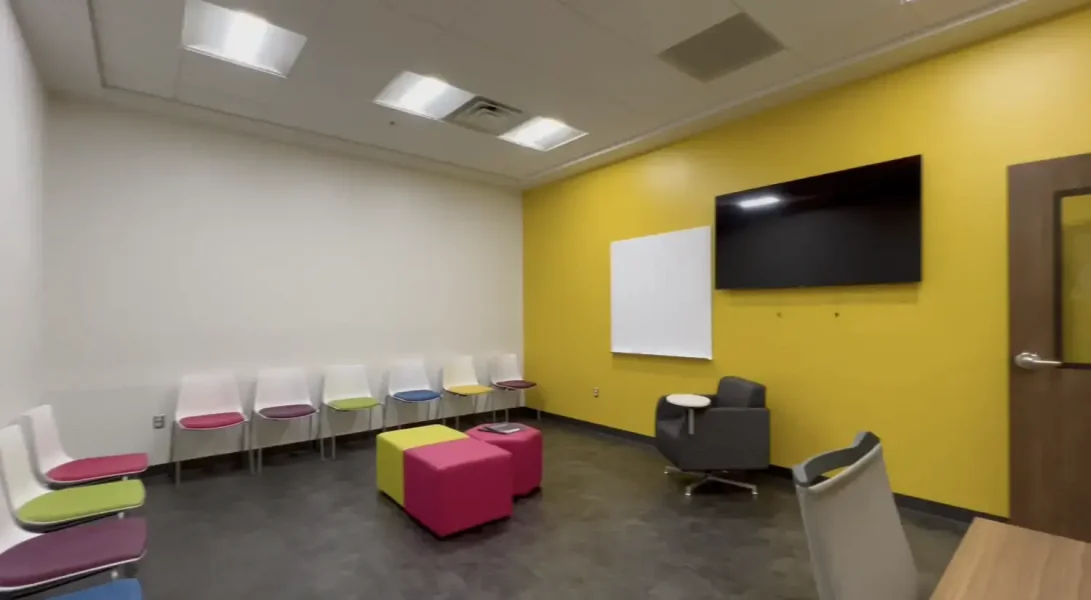 basepoint-academy-arlington-yellow-therapy-room