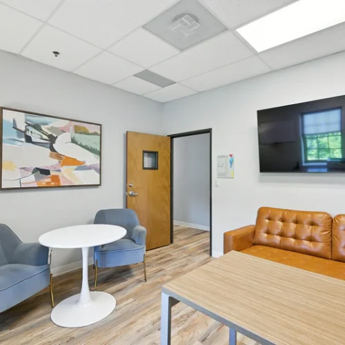 basepoint-academy-forney-teen-mental-health-facility-break-room-with-tv