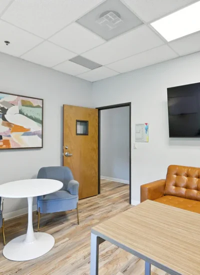 basepoint-academy-forney-teen-mental-health-facility-break-room-with-tv